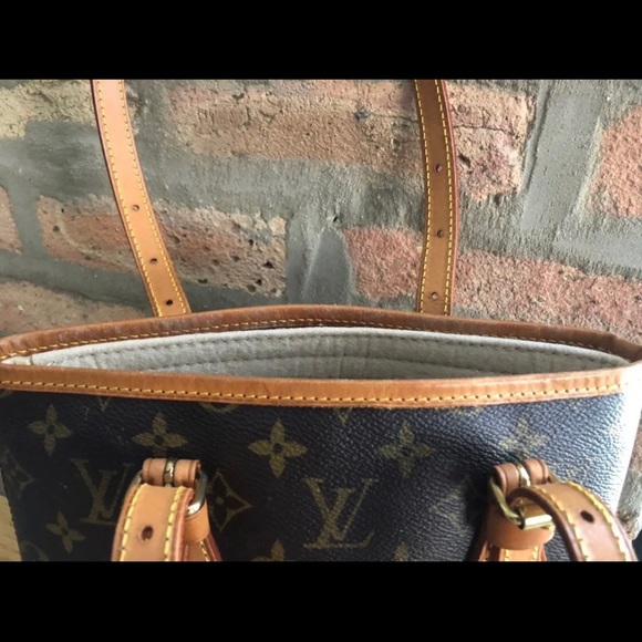 Auth Louis Vuitton Bucket PM - Picture 6 of 11